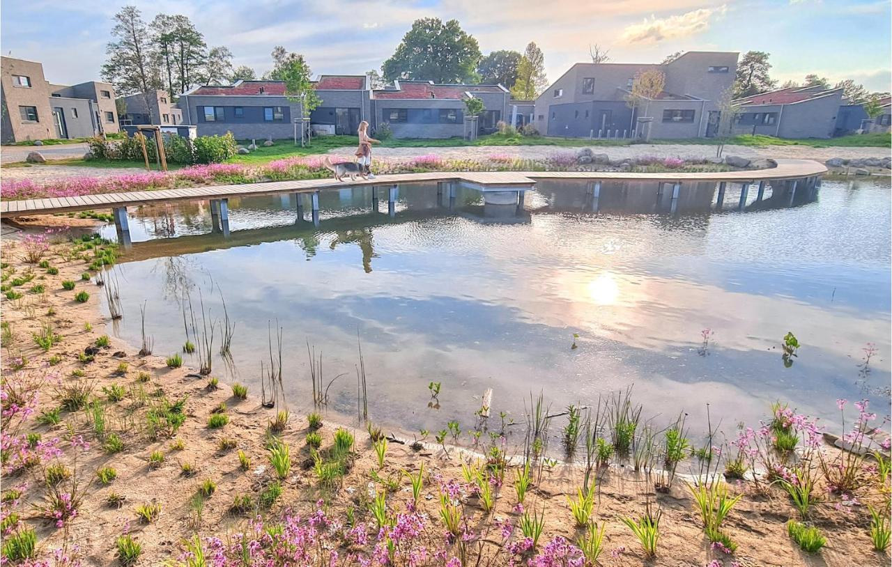 Cozy Home In Lembruch-Duemmer See With Wifi Екстериор снимка