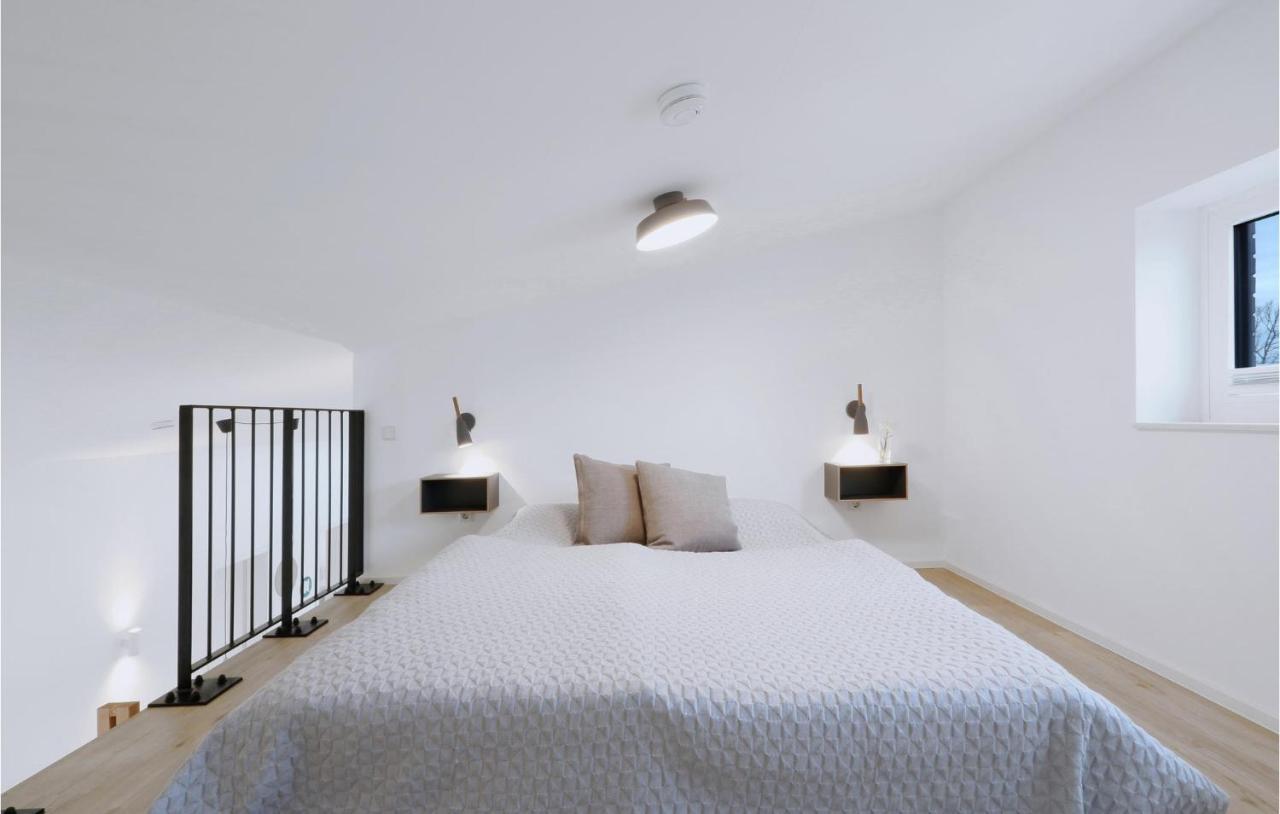 Cozy Home In Lembruch-Duemmer See With Wifi Екстериор снимка